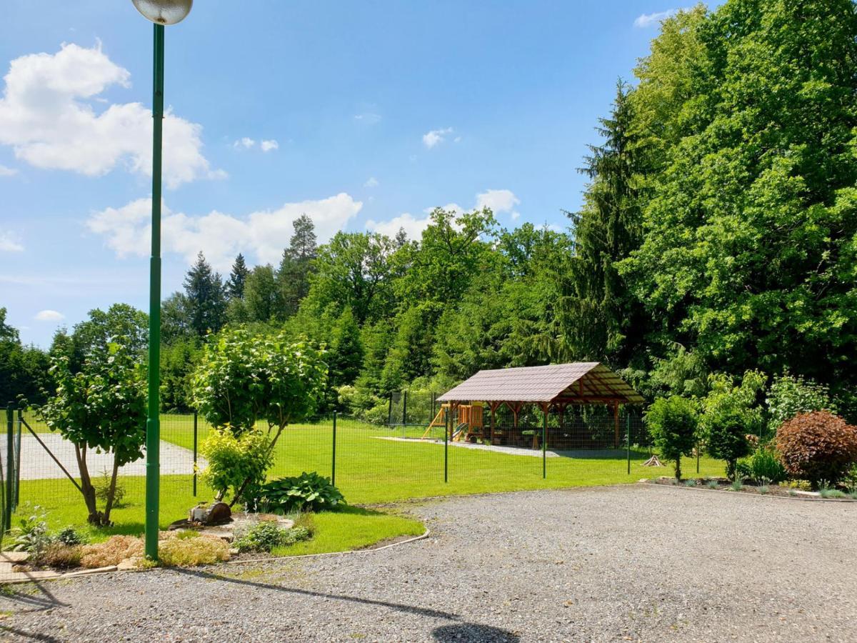 Penzion Pratr Třeboň Dış mekan fotoğraf
